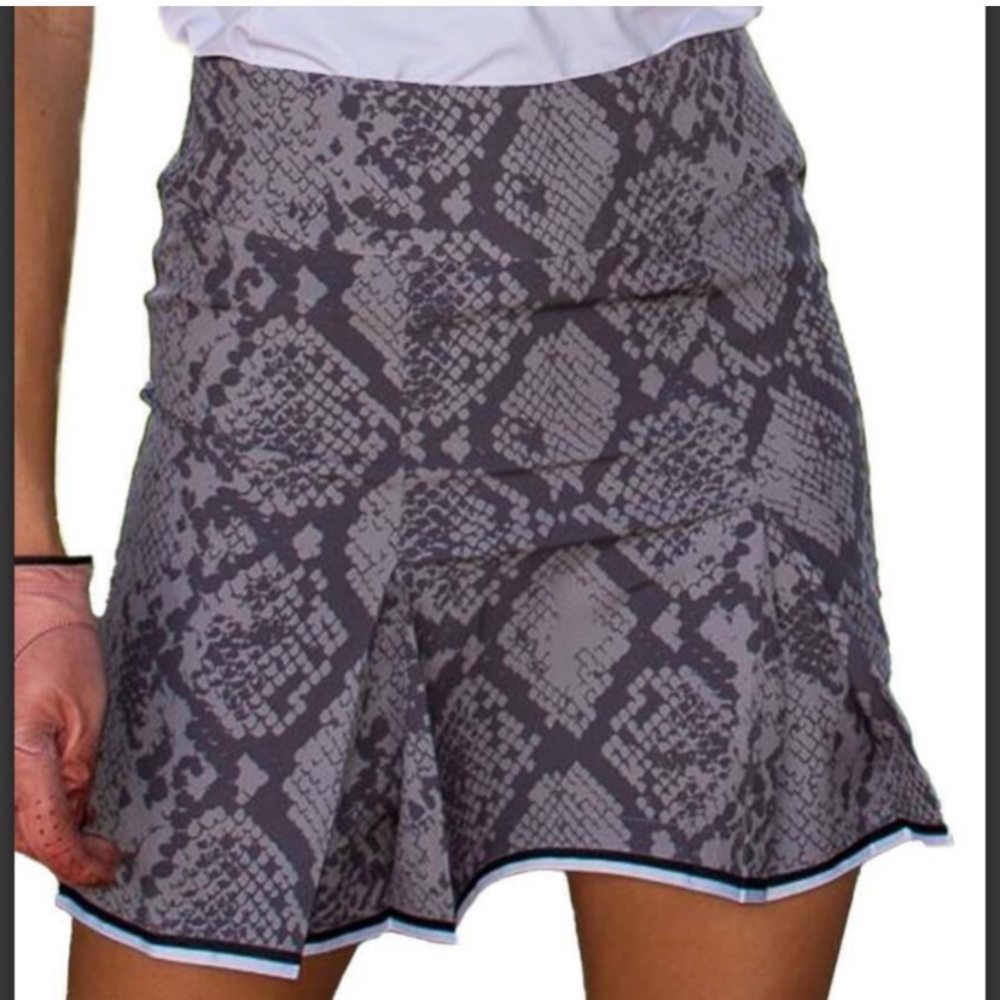 Golftini 5 Star Stretch Performance Golf Skirt - Grey Snakeskin Print - Size 0